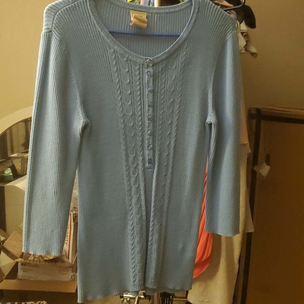 Blue Quarter Length Sleeve Top
